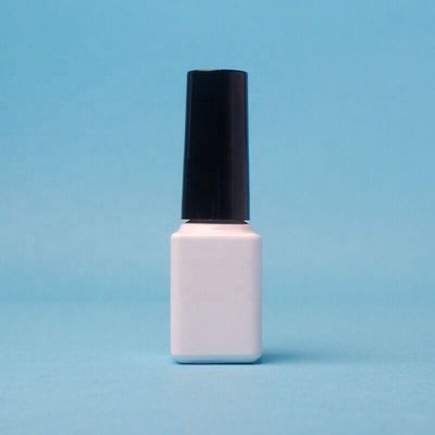 Pudełko lakieru do paznokci 6 ml