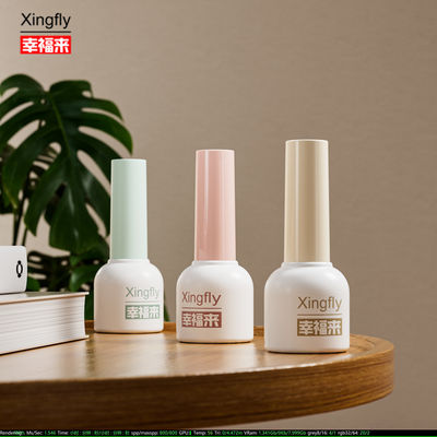 10 ml butelka z lakierem do paznokci